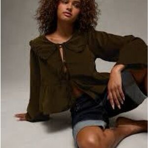 American Eagle corduroy blouse NWT